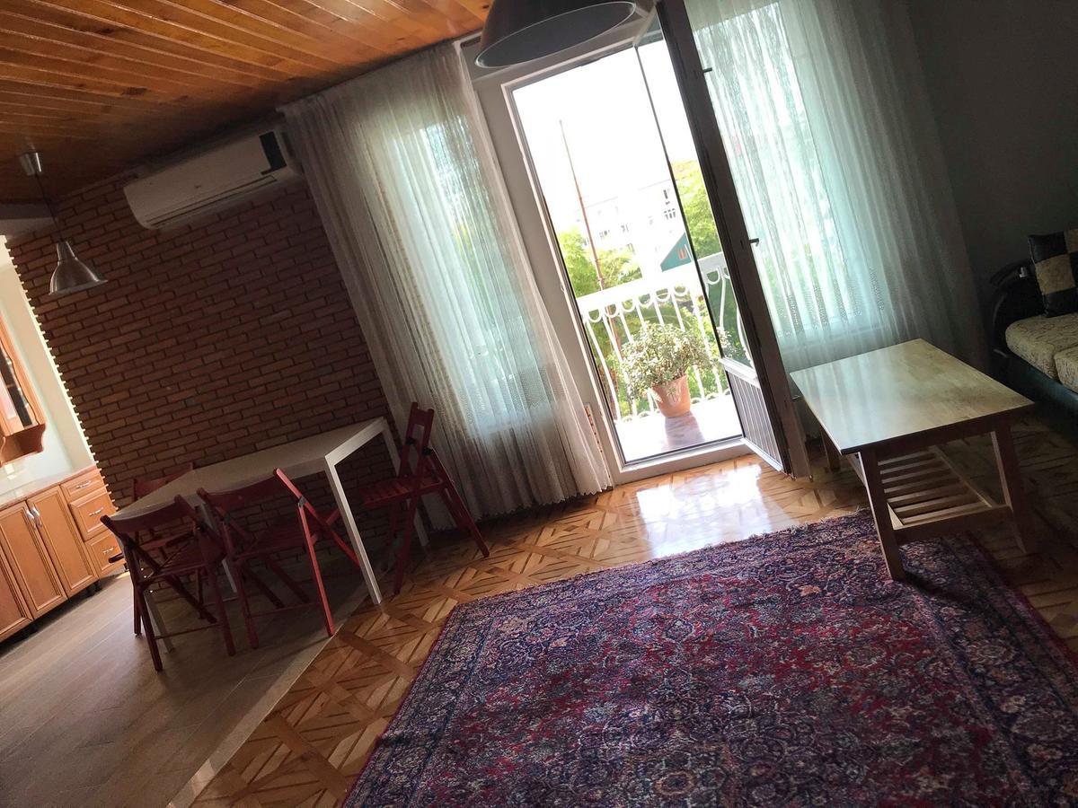 Gorgiladze 66-58 Appartement Batoemi Buitenkant foto